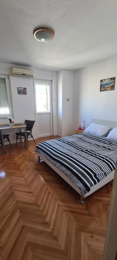 Ferienwohnung Smartstar Split Exterior foto